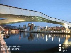 Pedro_Arrupe_Bridge_Bilbao